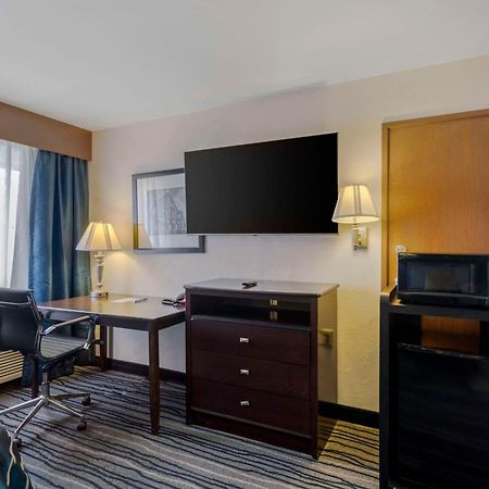 Comfort Inn & Suites Brentwood Eksteriør bilde