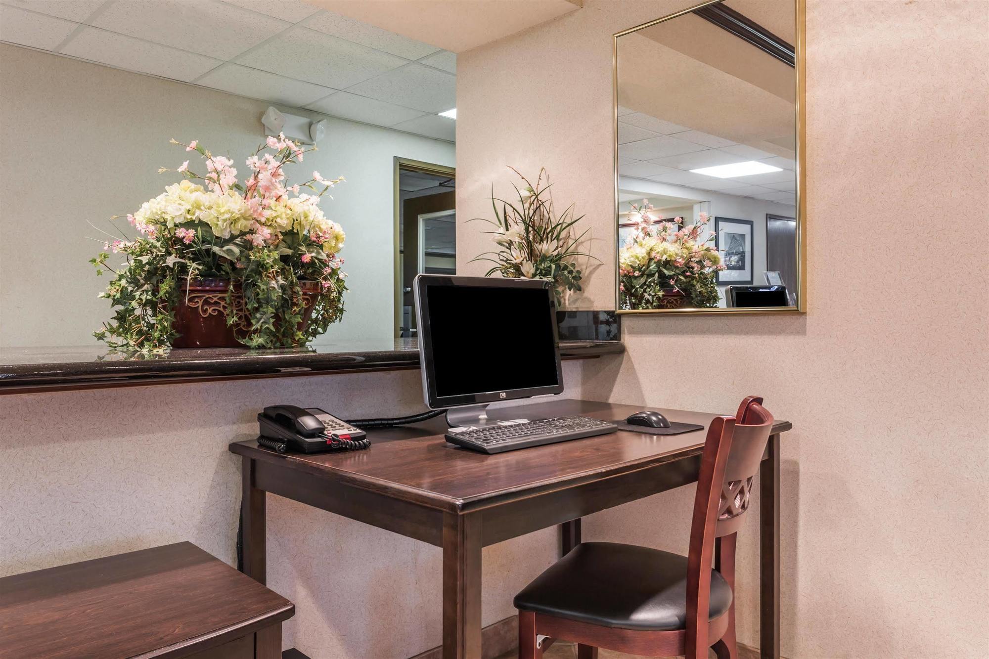 Comfort Inn & Suites Brentwood Eksteriør bilde